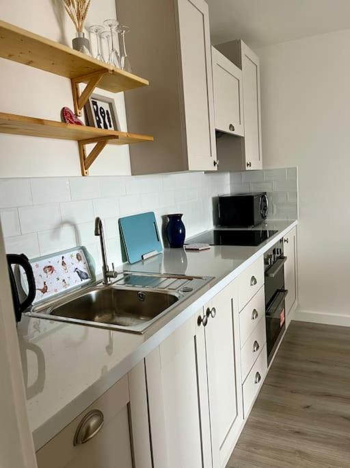 Beach Front Apartment Pwllheli Exterior foto